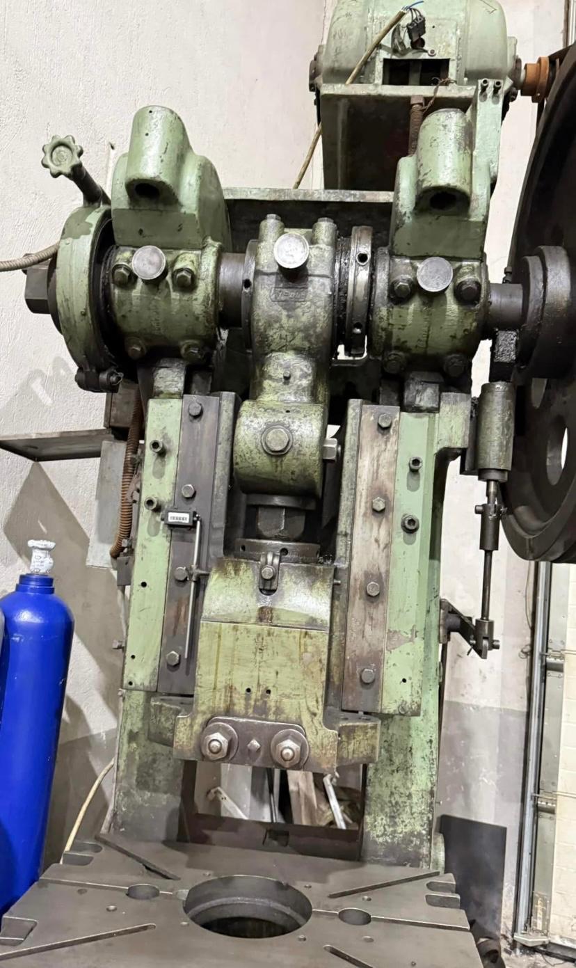 AMERİKAN ÜRETİM EKSATRİK PRES 60 TON ÇALIŞIR TEMİZ